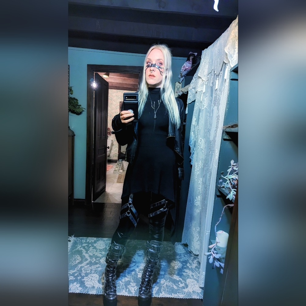 Meet your Posher, Kindra